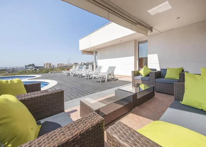 Med Private Pool Bbq Sea Отель *
